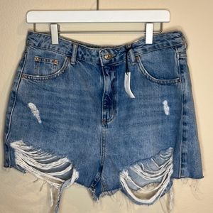 Topshop Moto Mom Distressed Shorts Size 10 NWT‎